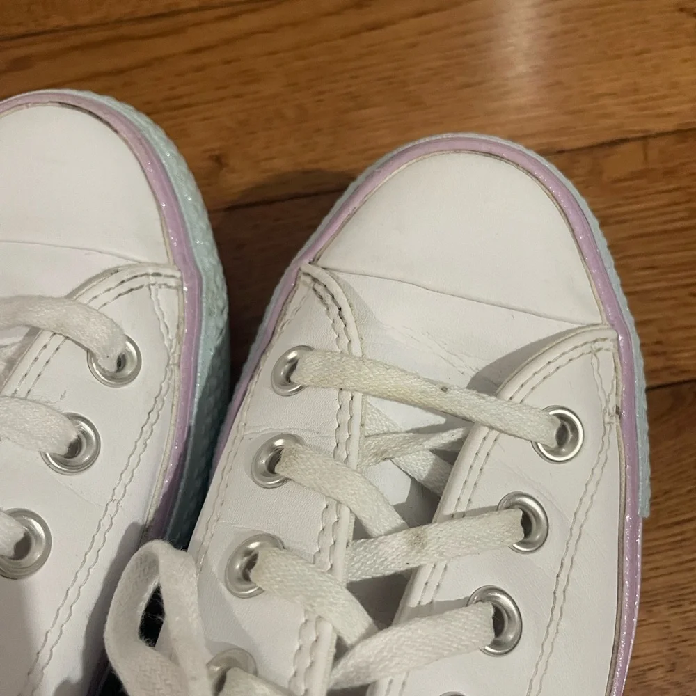 Converse Women's CTAS Lift OX sneaker Size 7.5 - Picture 7 of 9